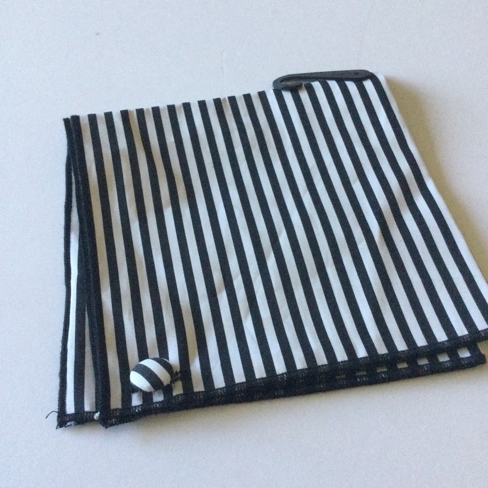CLIFTON WILSON MENS POCKET SQUARE COTTON BLACK WHITE STRIPE NWOT